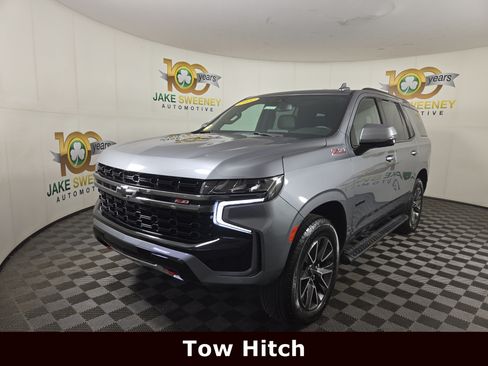 Certified 2022 Chevrolet Tahoe Z71 w/ Luxury Package AWD/4WD image 3