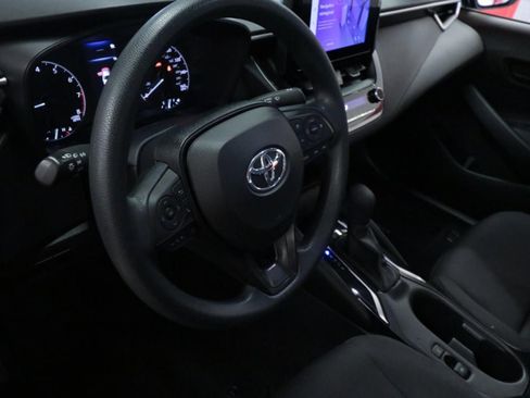 Used 2023 Toyota Corolla LE image 8