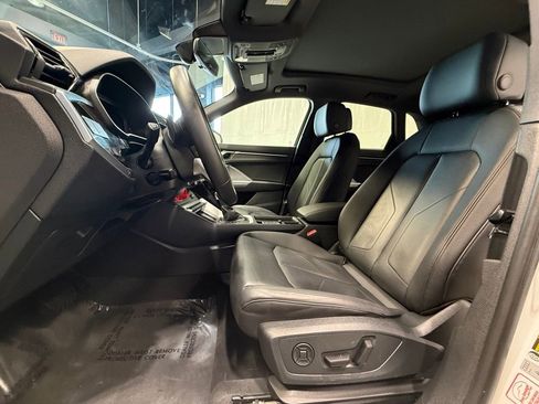 Used 2025 Audi Q3 2.0T Premium image 17