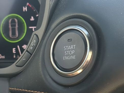 Certified 2025 MAZDA CX-70 3.3 Turbo S w/ Premium Package image 22