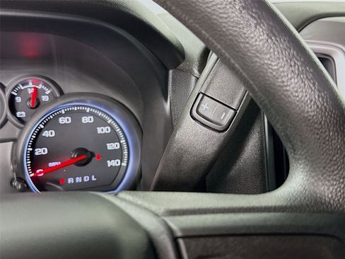 Used 2022 Chevrolet Silverado 1500 Custom image 16