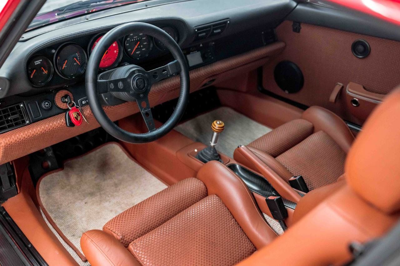 Used 1991 Porsche 911 Carrera image 2