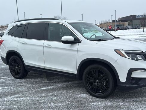 Used 2022 Honda Pilot Special Edition image 2