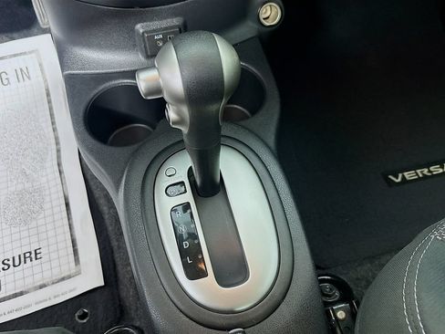Used 2019 Nissan Versa SV FWD image 17