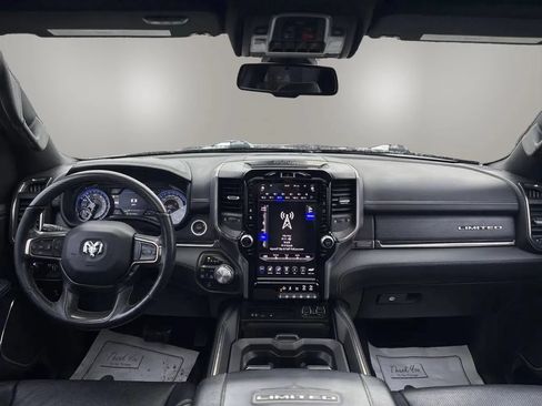 Used 2019 RAM 1500 Limited w/ Body Color Bumper Group AWD/4WD image 12