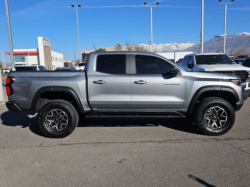 Used 2025 Chevrolet Colorado ZR2 image 2