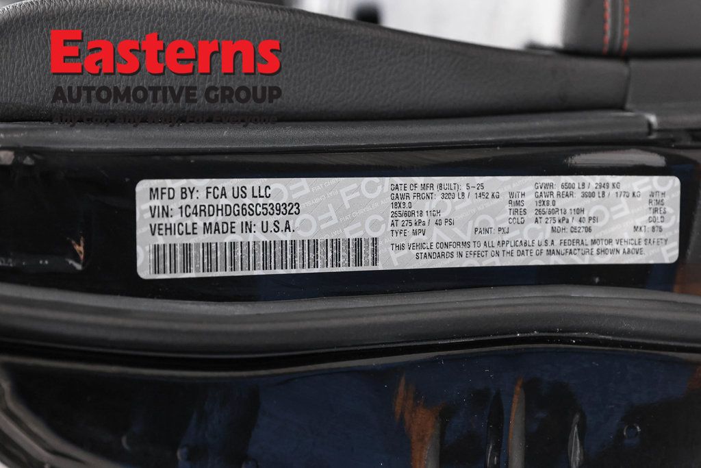 Used 2025 Dodge Durango GT RWD image 35