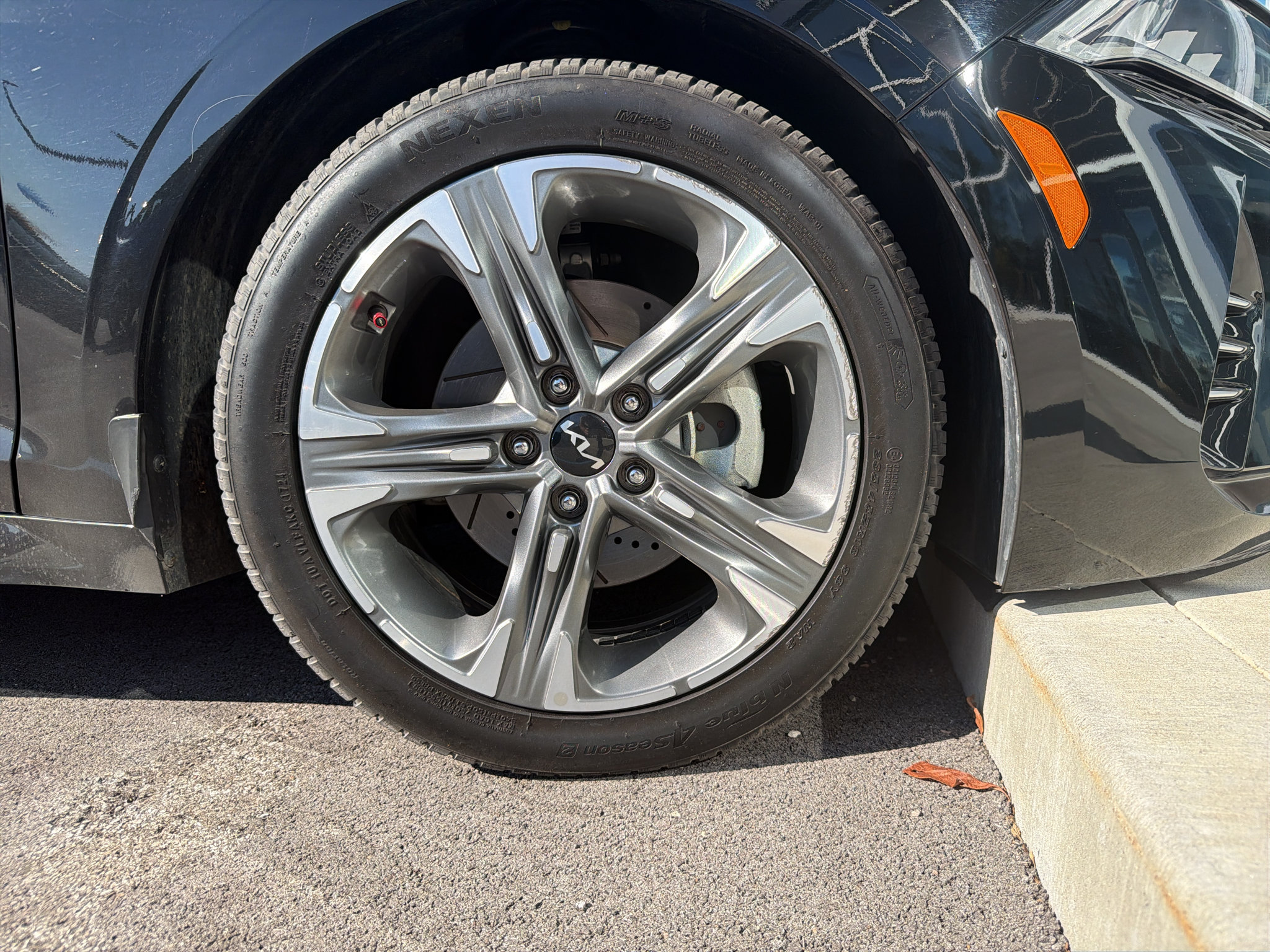 Used 2024 Kia K5 EX w/ EX Premium Package FWD image 9