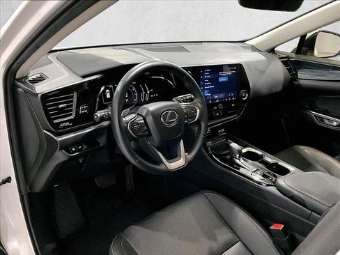 Used 2024 Lexus NX 250 FWD image 14