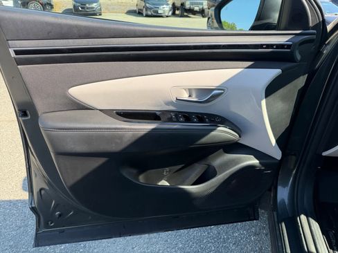 Used 2023 Hyundai Tucson Limited AWD/4WD image 19