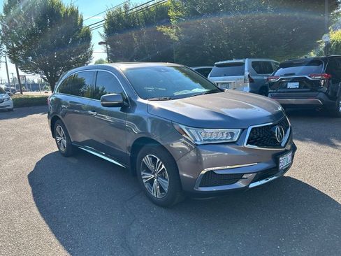 Used 2018 Acura MDX SH-AWD image 2