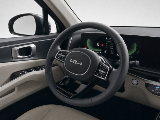 Used 2025 Kia Sorento S w/ Panoramic Sunroof Package FWD image 16