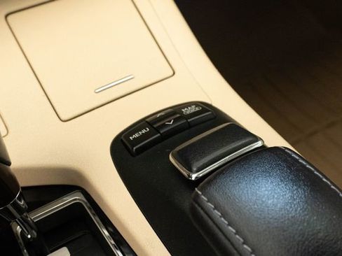 Used 2013 Lexus ES 350 w/ Luxury Pkg FWD image 27