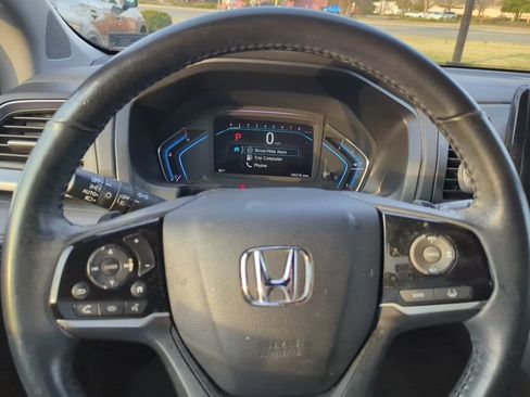 Used 2019 Honda Odyssey EX-L image 13