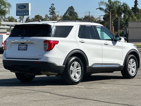 Certified 2022 Ford Explorer XLT w/ Class IV Trailer Tow Package image 4