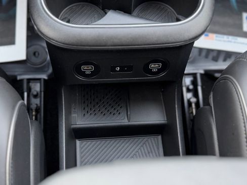 Used 2023 Hyundai Ioniq 5 Limited image 12