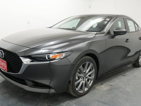 New 2026 MAZDA MAZDA3 2.5 S Sedan w/ Preferred Pkg FWD image 3