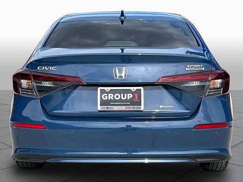 Used 2025 Honda Civic Sport Touring image 5