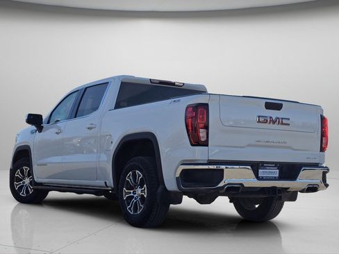 Used 2023 GMC Sierra 1500 SLE image 22