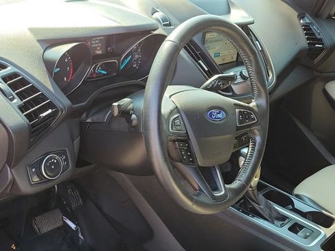 Used 2019 Ford Escape SEL AWD/4WD image 7