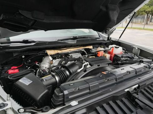 Used 2020 Chevrolet Silverado 2500 LTZ w/ LTZ Plus Package image 32