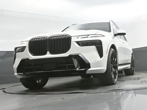 New 2026 BMW X7 xDrive40i w/ M Sport Package image 55