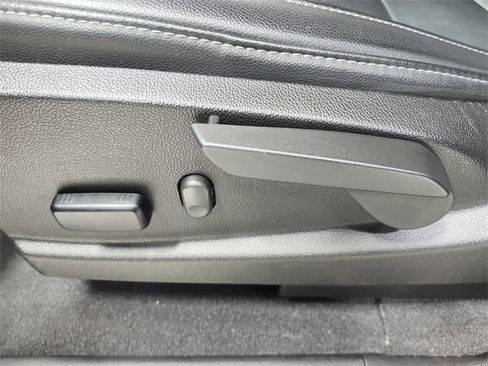 Used 2022 Chevrolet Colorado ZR2 image 20