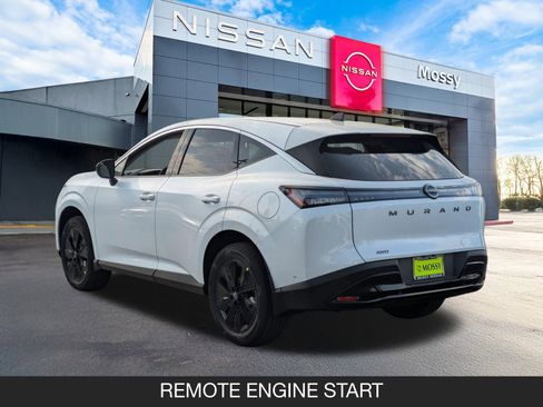 New 2025 Nissan Murano SV image 8