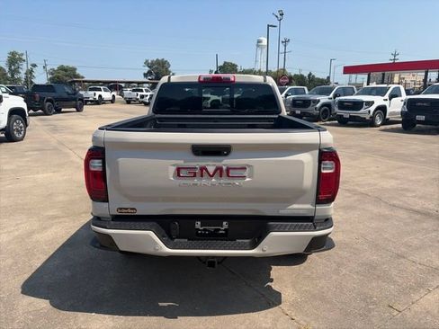New 2026 GMC Canyon Elevation w/ Convenience Package AWD/4WD image 5