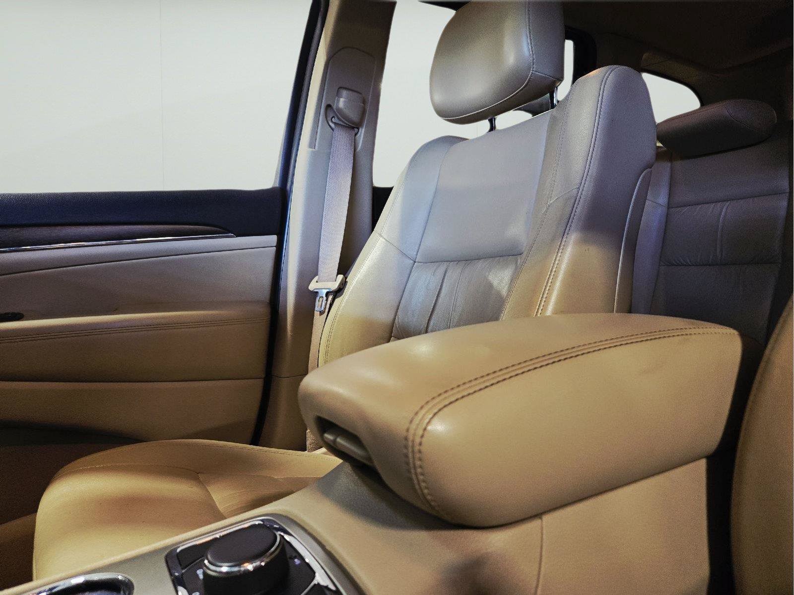 Used 2015 Jeep Grand Cherokee Limited AWD/4WD image 40