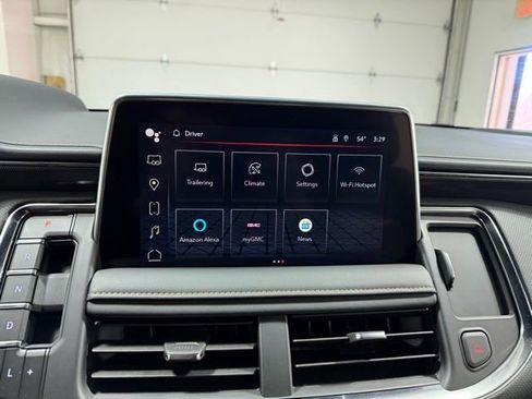 Certified 2024 GMC Yukon AT4 w/ Technology Package AWD/4WD image 20