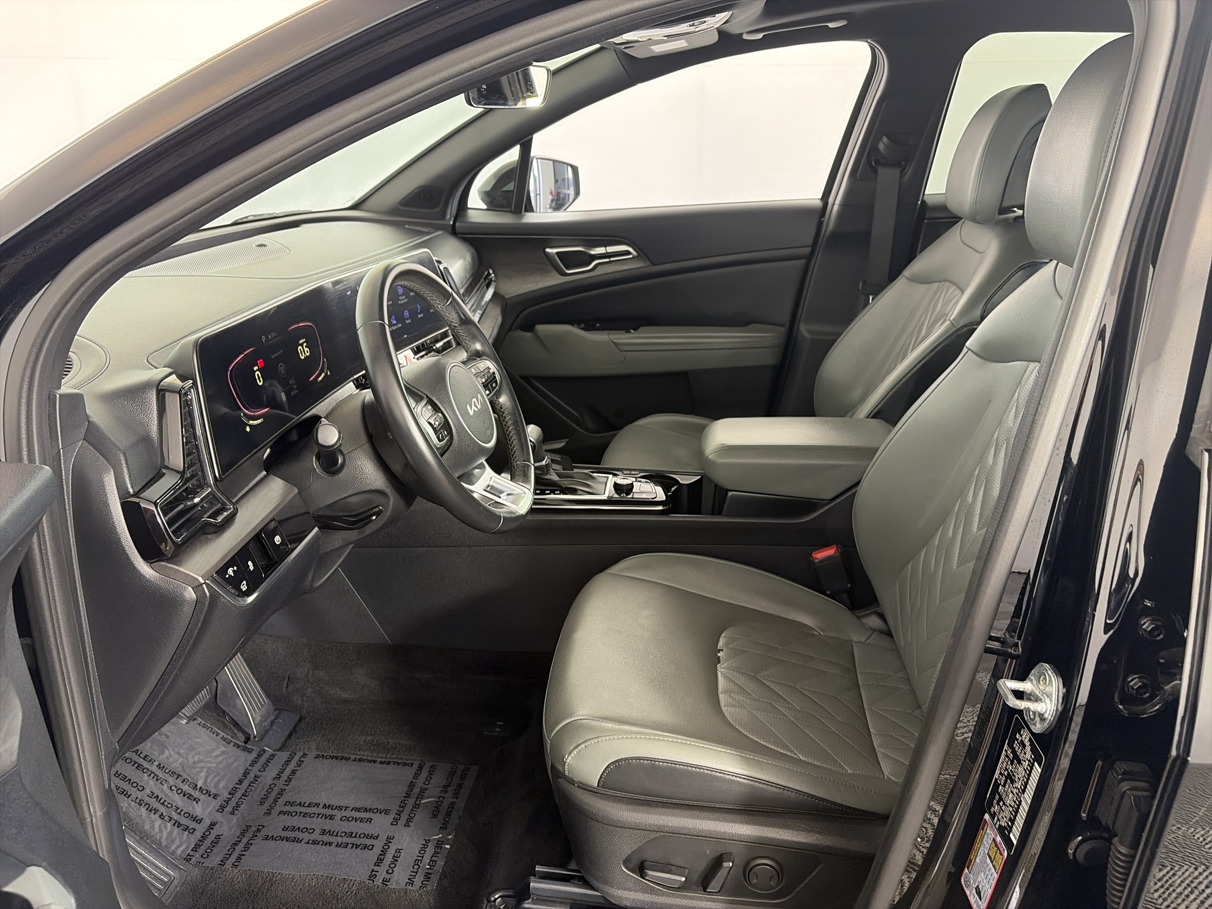 Certified 2023 Kia Sportage X-Line w/ X-Line Premium Package AWD/4WD image 6