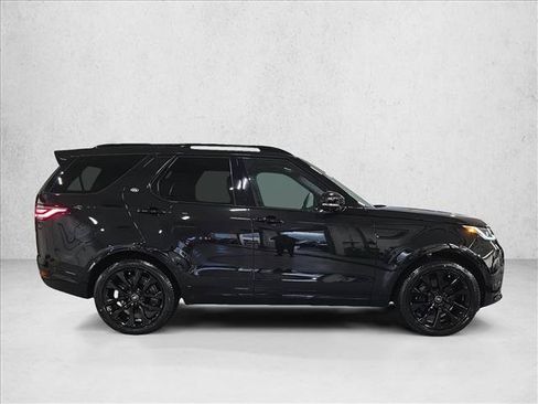 New 2026 Land Rover Discovery Limited Edition AWD/4WD image 4