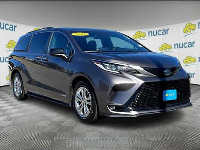 Used 2021 Toyota Sienna XSE