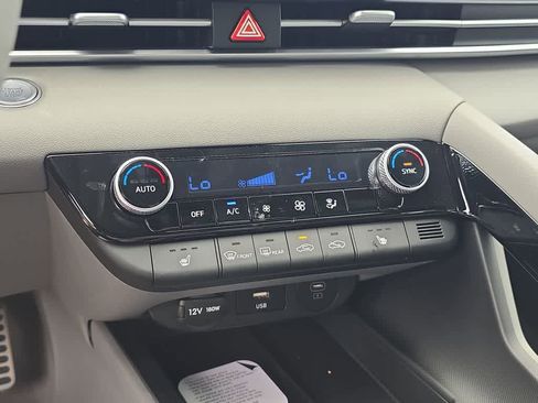 New 2026 Hyundai Elantra SEL Sport FWD image 32