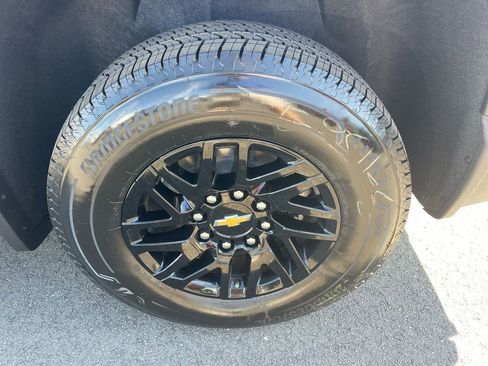 New 2026 Chevrolet Silverado EV LT image 32