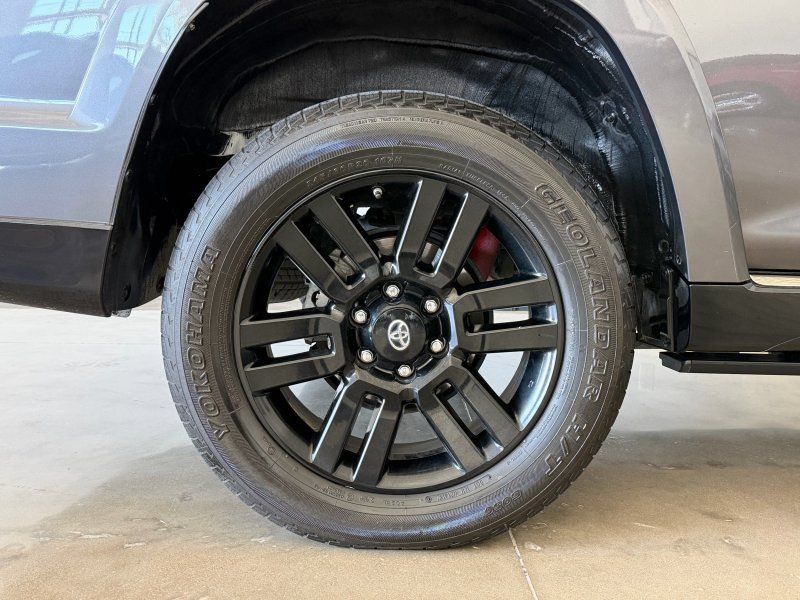 Used 2021 Toyota 4Runner Nightshade AWD/4WD image 9
