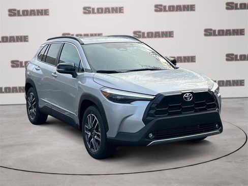 New 2026 Toyota Corolla Cross XLE image 7