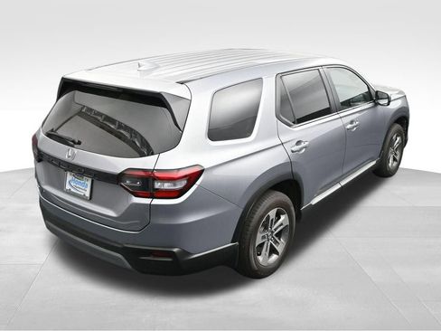 Used 2025 Honda Pilot EX-L image 34