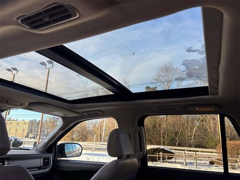 Used 2024 Ford Expedition Max Limited image 15