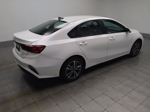 Used 2022 Kia Forte LXS FWD image 10