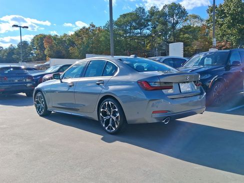Used 2026 BMW 330i Sedan w/ Premium Package image 3