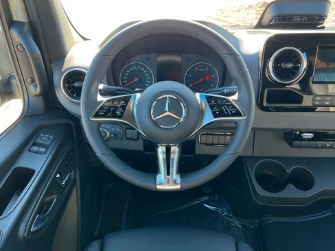 New 2026 Mercedes-Benz Sprinter 2500 image 12