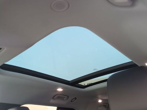 New 2026 Land Rover Defender 130 S image 19