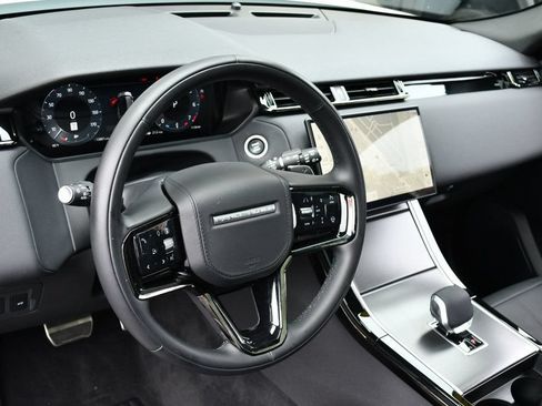 Used 2025 Land Rover Range Rover Velar Dynamic SE AWD/4WD image 45