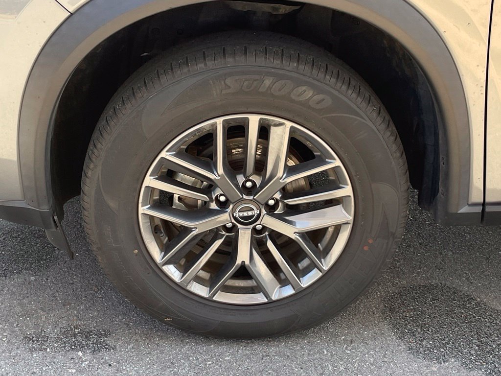 Used 2023 Nissan Rogue S FWD image 32