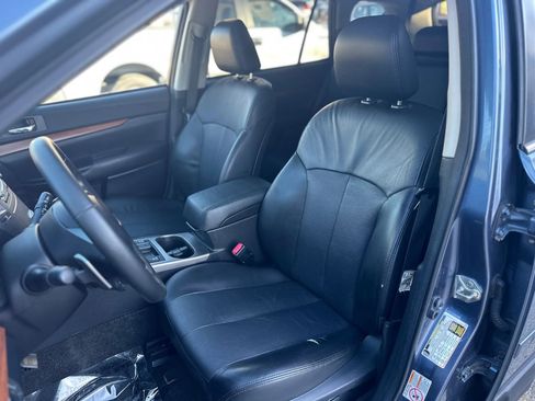 Used 2013 Subaru Outback 3.6R Limited w/ Moonroof Pkg image 18