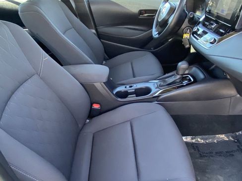 Certified 2025 Toyota Corolla LE image 16