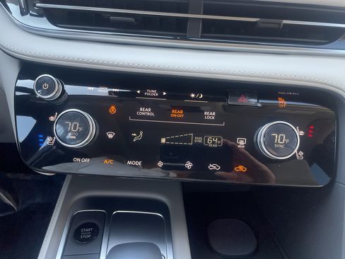 New 2027 INFINITI QX60 Luxe AWD/4WD image 30