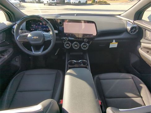 New 2025 Chevrolet Blazer EV LT w/ Super Cruise Package image 19